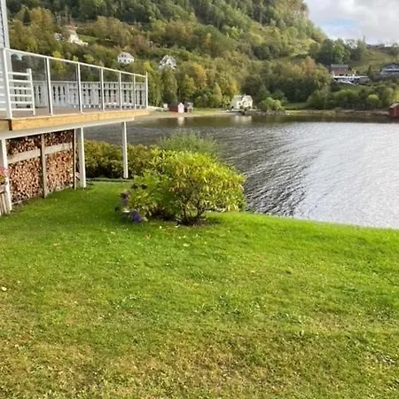 Holiday home Hauaneset Cabin By Norgesbooking- Wonderful Location At Bjornefjorden *